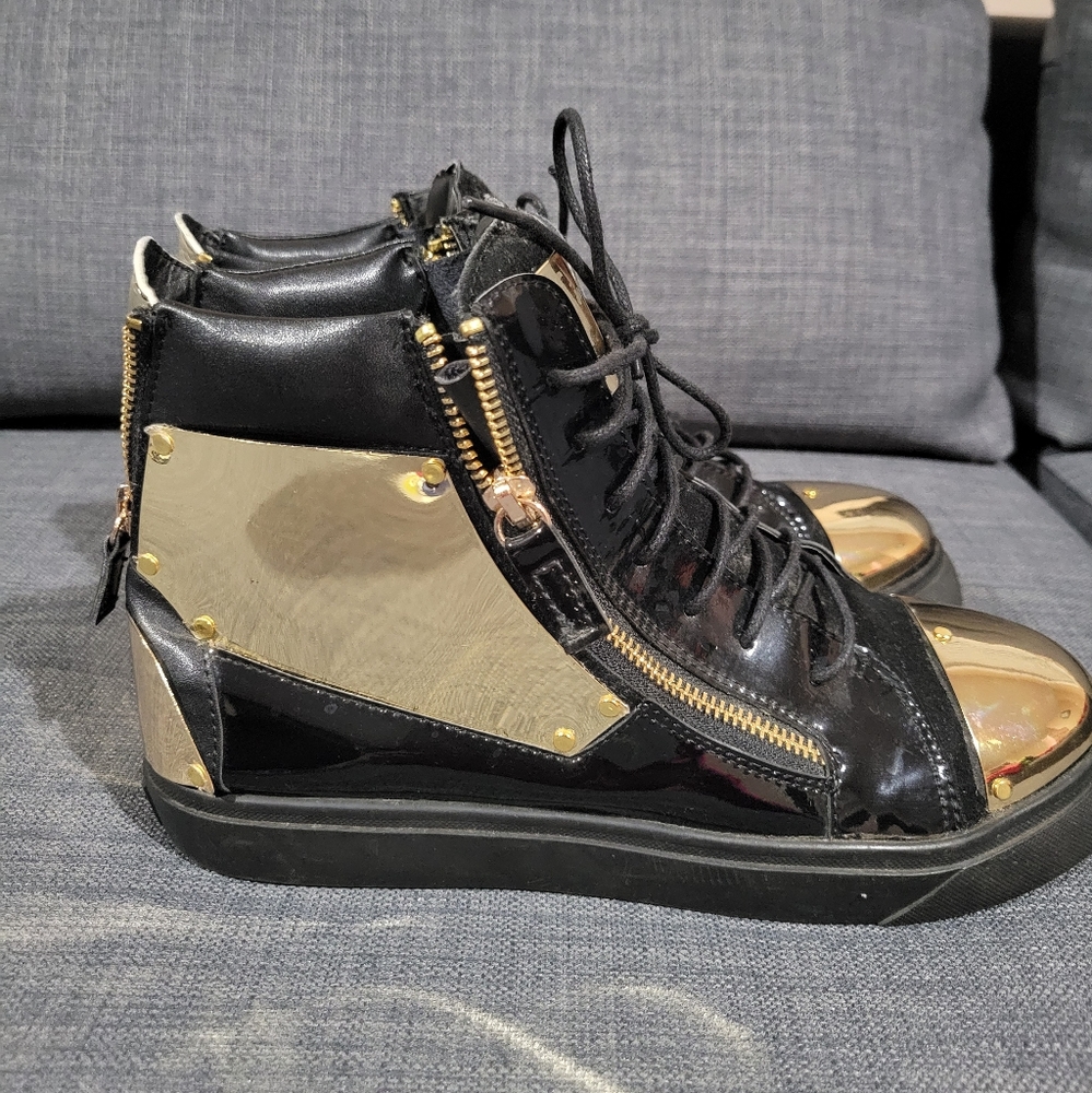 Giuseppe Zanotti hi top sneakers size 8-8.5